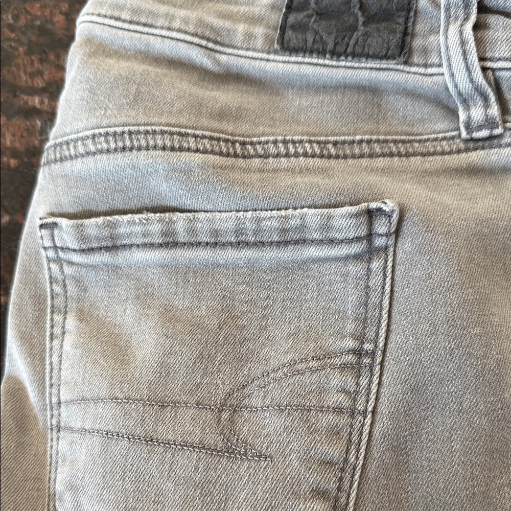 American Eagle ripped Gray Denim Jeans size 0R